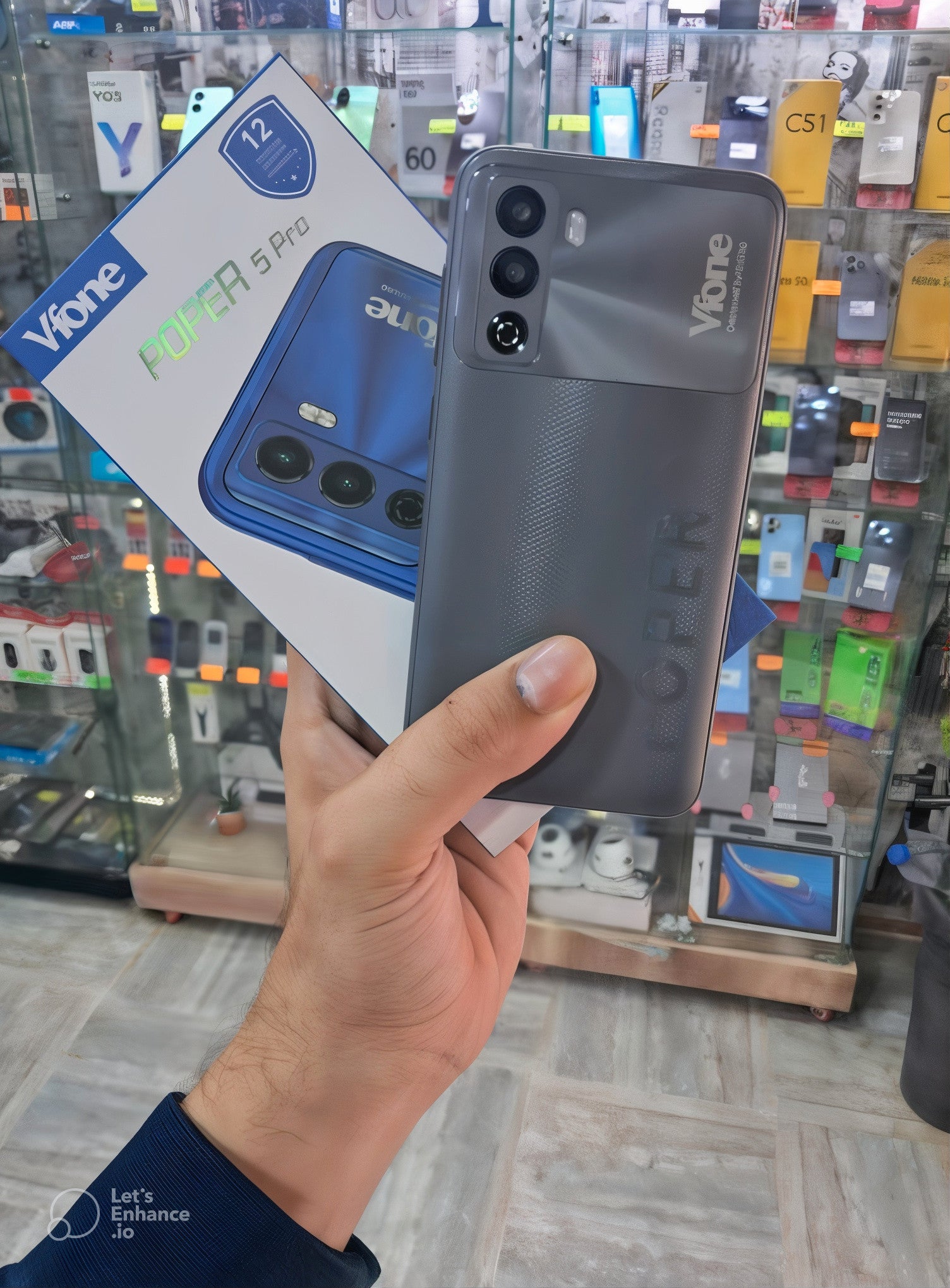 Vfone Poper 5 Pro الهاتف الغني عن التعريف